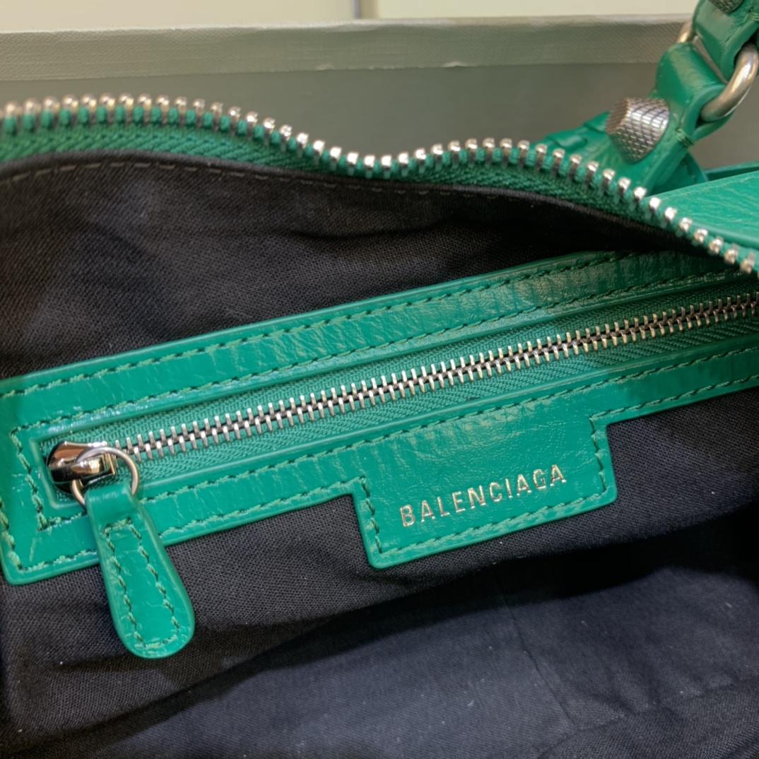 Balenciaga Le Cagole XS Shoulder Bag Crocodile Embossed Green 